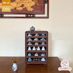 Tủ kệ trà kích thước lơn trưng bày ấm chén dụng cụ trà trang trí không gian trà đạo. Tủ kệ trà dùng trang trí trong phòng khách. Tủ kệ trưng bày ấm chén dụng cụ trà đa năng nhiều ngăn T302