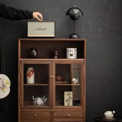 Tủ kệ trà trưng bày ấm chén dụng cụ trà trang trí không gian trà đạo. Tủ kệ trà dùng trang trí trong phòng khách. Tủ kệ trưng bày ấm chén dụng cụ trà đa năng T008