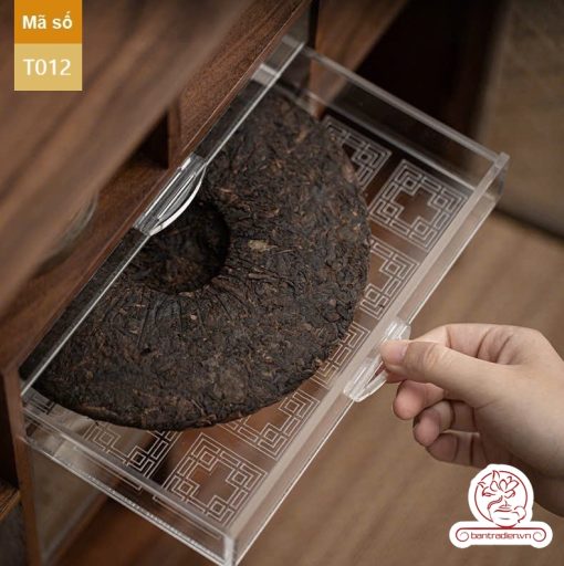 Tủ kệ trà kết hợp bàn pha trà, trưng bày ấm chén dụng cụ trà trang trí không gian trà đạo. Tủ kệ trà dùng trang trí trong phòng khách. Tủ kệ trưng bày ấm chén dụng cụ trà đa năng T012