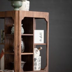Tủ kệ trà trưng bày ấm chén dụng cụ trà trang trí không gian trà đạo. Tủ kệ trà dùng trang trí trong phòng khách. Tủ kệ trưng bày ấm chén dụng cụ trà đa năng T028