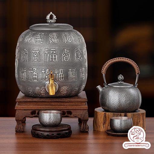 bình nước bạc nguyên chất chế tác thủ công tinh xảo bởi tay nghề đại sư BNB325