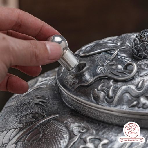 bình nước bạc nguyên chất chế tác thủ công tinh xảo BNB319