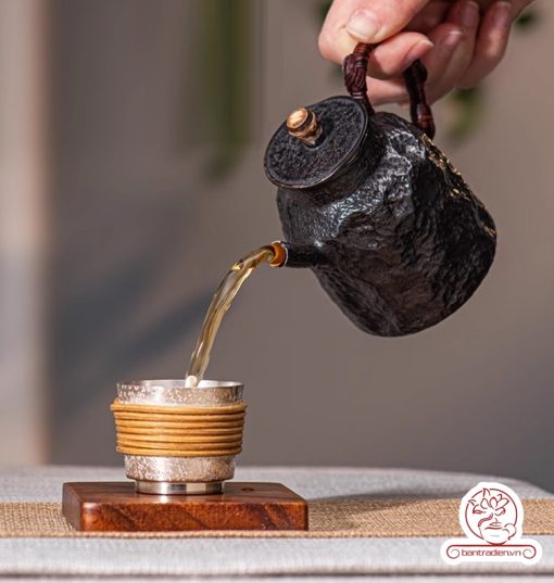 Ấm pha trà bạc 9999 – Kháng khuẩn tự nhiên, giữ vị trà tinh khiết AB053 phong cách bizen